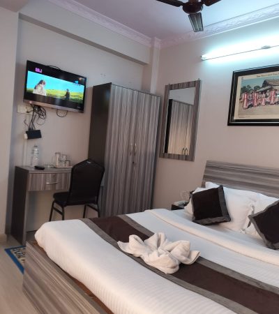 WhatsApp Image 2025-09-26 at 1.39.23 PM