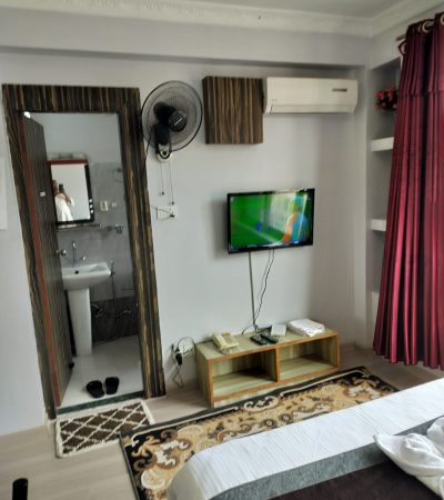 WhatsApp Image 2025-09-26 at 1.40.24 PM